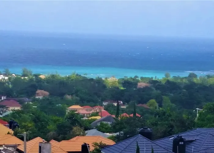 Bailey's Bed & Breakfast Runaway Bay