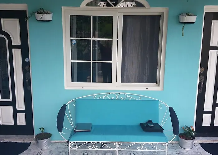 Bed & Breakfast Bailey's Runaway Bay