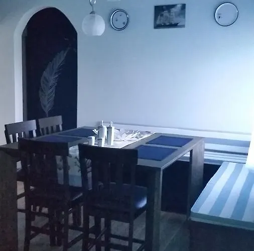 Bailey's Bed & Breakfast 3*