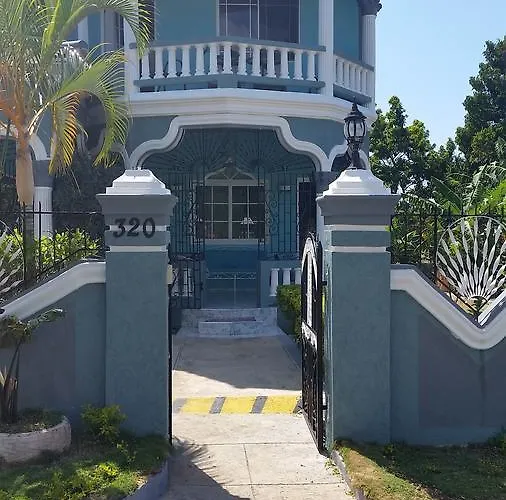 Bailey's Bed & Breakfast
