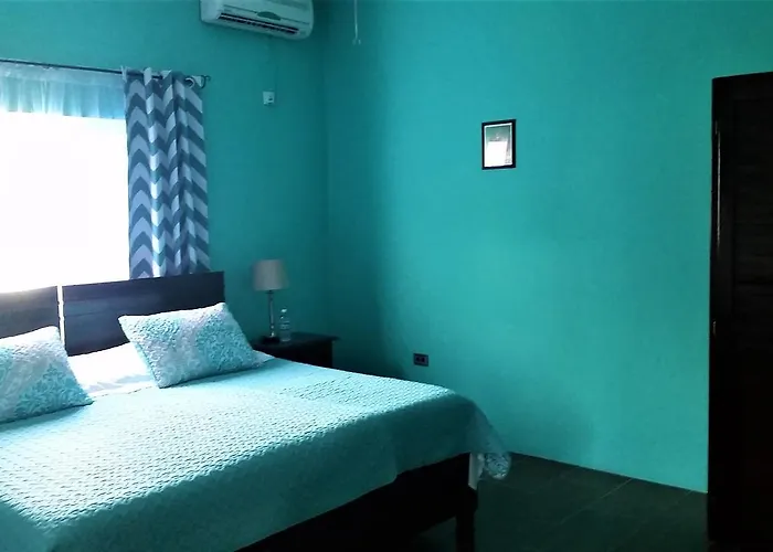 Bailey's Bed & Breakfast Runaway Bay
